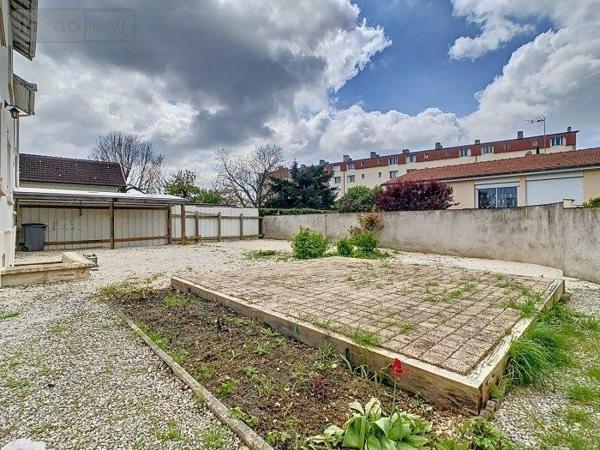 Maison individuelle à vendre à Chaumont en Haute-Marne (52000), ref : VM850-52001