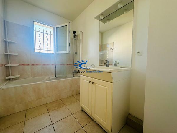 SAINT XANDRE APPARTEMENT 3 PIECES  Saint xandre