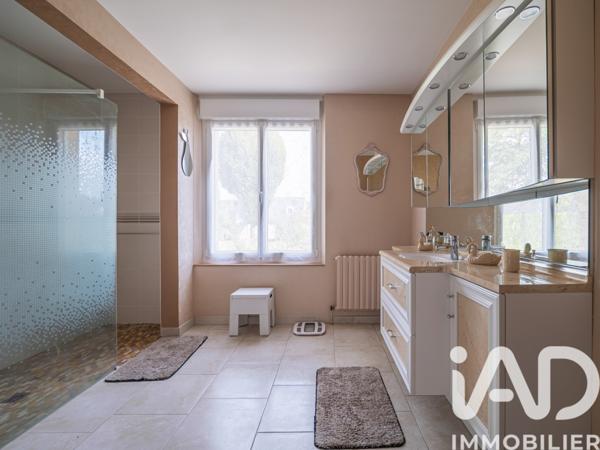 Maison à vendre 6 pièces 196 m² Ruaudin