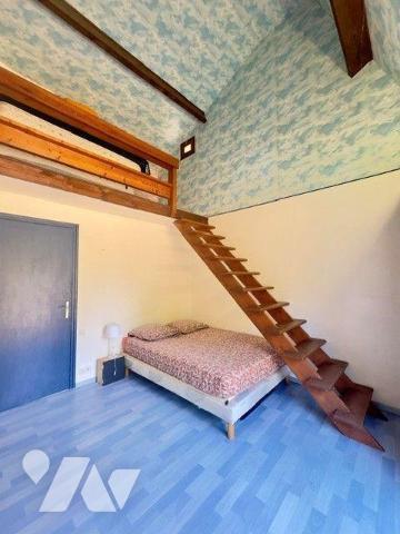 A vendre à MOËLAN-SUR-MER (29) UNE MAISON ARCHITECTURALE AU CoeUR DE LA NATURE

Originalité, ...