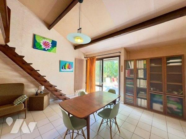 A vendre à MOËLAN-SUR-MER (29) UNE MAISON ARCHITECTURALE AU CoeUR DE LA NATURE

Originalité, ...