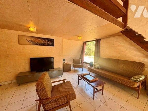 A vendre à MOËLAN-SUR-MER (29) UNE MAISON ARCHITECTURALE AU CoeUR DE LA NATURE

Originalité, ...