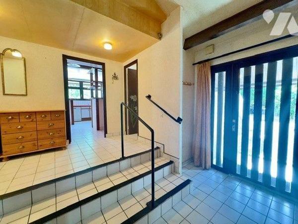 A vendre à MOËLAN-SUR-MER (29) UNE MAISON ARCHITECTURALE AU CoeUR DE LA NATURE

Originalité, ...