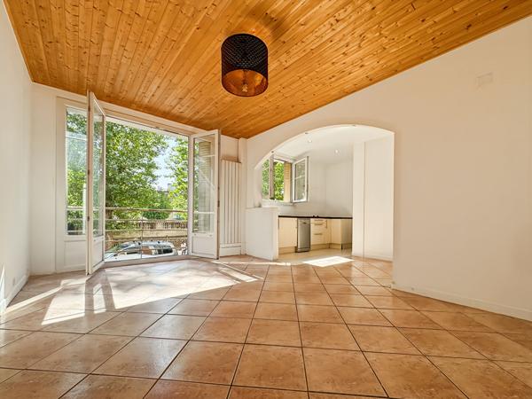 Appartement Noisy Le Sec 3 pièces 53 m2