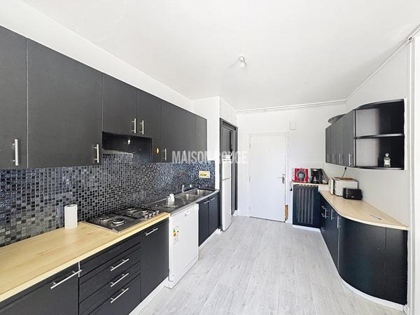 Duplex lumineux au coeur de Cancale