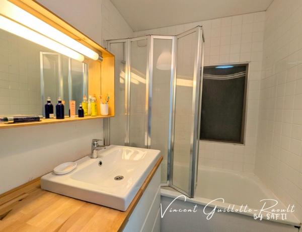 Duplex t3-Terrasse – place de Parking- Île de Nantes