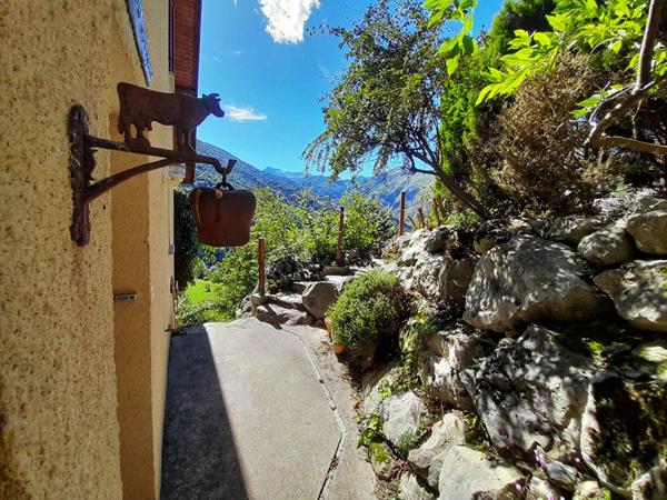 Maison d'architecte de 148m2 avec vue montagne