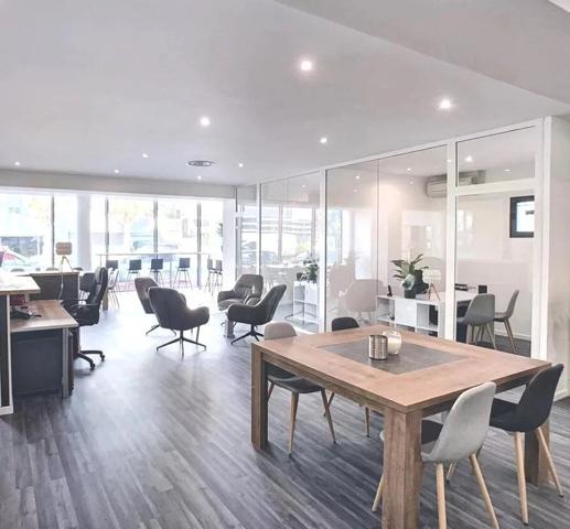 Location Bureau 1 pièces 14 m2 à Antibes