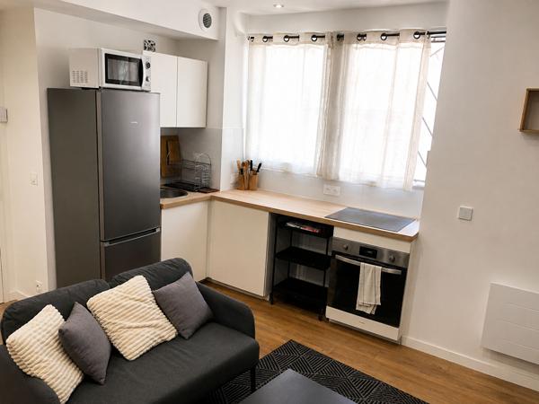 Gardanne centre ville - Studio meublé 26 m²  entièrement rénoivé.