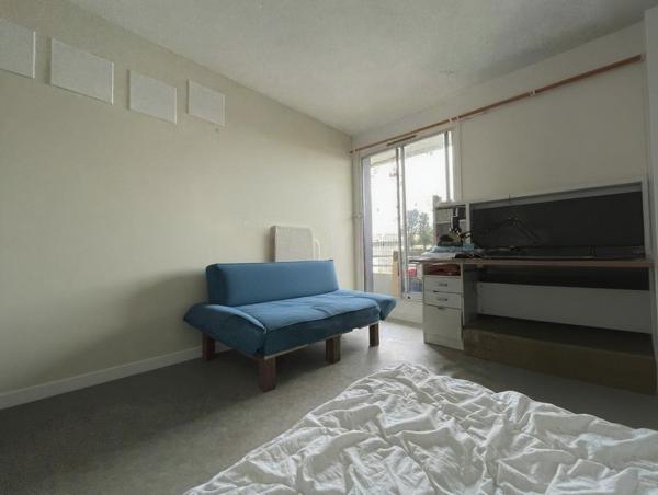 Appartement à MONTREUIL (93100)