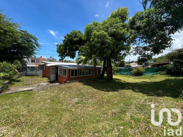 Maison traditionnelle 2 pièces de 65 m² à Saint-André (97440)