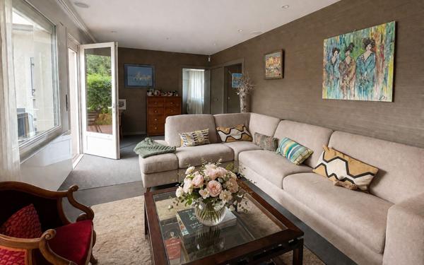 Maison à vendre    6 pièces • 154 m2 Saint-Maur-des-Fossés