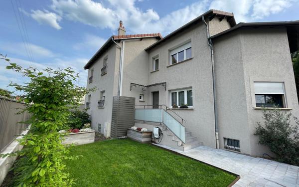 Maison à vendre    6 pièces • 154 m2 Saint-Maur-des-Fossés
