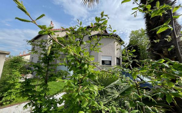 Maison à vendre    6 pièces • 154 m2 Saint-Maur-des-Fossés