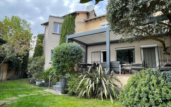 Maison à vendre    6 pièces • 154 m2 Saint-Maur-des-Fossés