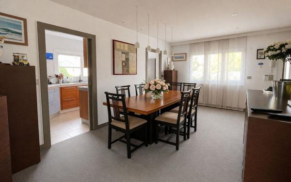 Maison à vendre    6 pièces • 154 m2 Saint-Maur-des-Fossés