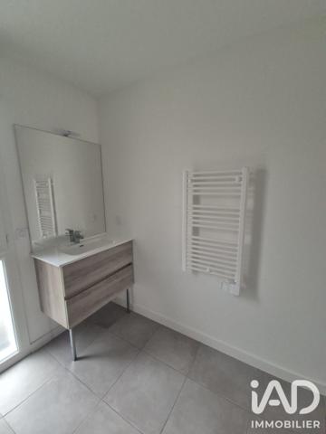 Location appartement 5 pièces 105,08 m² Frontignan