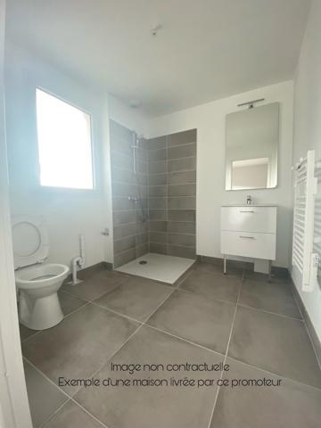 A VENDRE SAINT MAXIMIN (60) - Appartement en REZ de JARDIN - PLAIN PIED T3 pièces + Parking X2