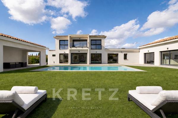 Villa d’architecte avec vue panoramique proche Aix-en-Provence