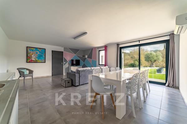 Villa d’architecte avec vue panoramique proche Aix-en-Provence