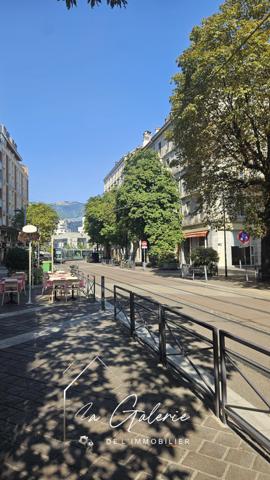 MURS COMMERCIAUX LOUES AVENUE ALSACE LORRAINE PROCHE DE LA GARE