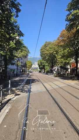 MURS COMMERCIAUX LOUES AVENUE ALSACE LORRAINE PROCHE DE LA GARE