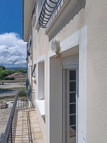 Bollène (84500) Appartement T3 66.00 m2 à louer à Bollène