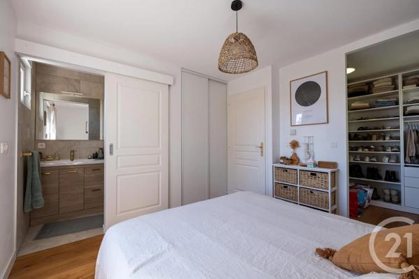 Appartement F4 à vendre  4 pièces - 86,92 m 2   MESSERY  - 74