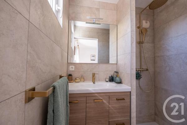 Appartement F4 à vendre  4 pièces - 86,92 m 2   MESSERY  - 74
