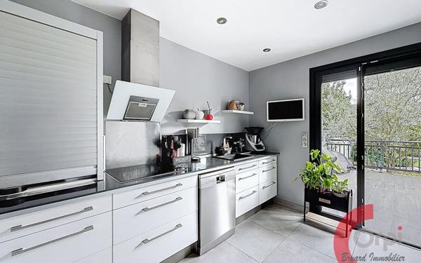 Maison à vendre    5 pièces •  Bry-sur-Marne