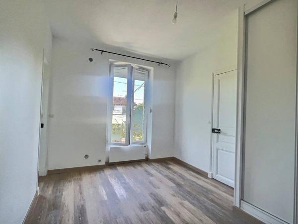 2 pièces Adamville, refait à neuf