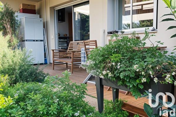 Appartement 2 pièces de 48 m² à Roquebrune-Cap-Martin (06190)