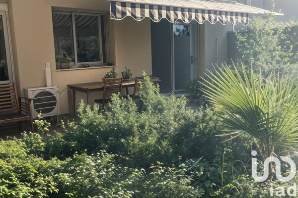 Appartement 2 pièces de 48 m² à Roquebrune-Cap-Martin (06190)