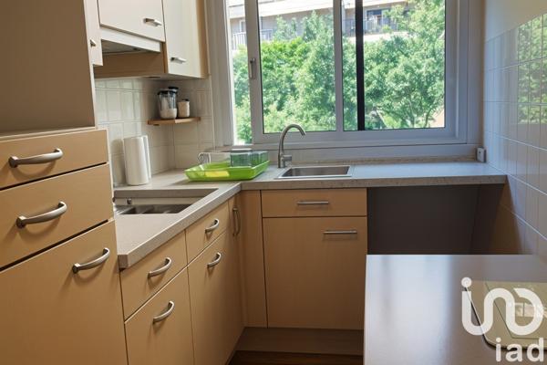 Appartement 2 pièces de 48 m² à Roquebrune-Cap-Martin (06190)