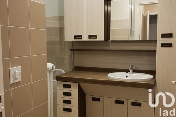 Appartement 2 pièces de 48 m² à Roquebrune-Cap-Martin (06190)