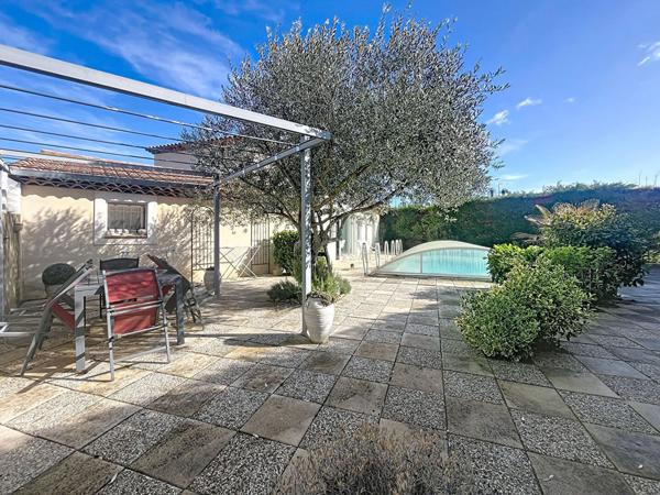 Gardanne - Maison 4 pièces - 150 m2 - jardin - piscine - garage 40 m2