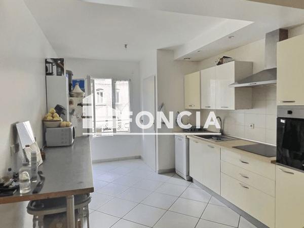 À vendre Immeuble 300 m² - Vienne 38200