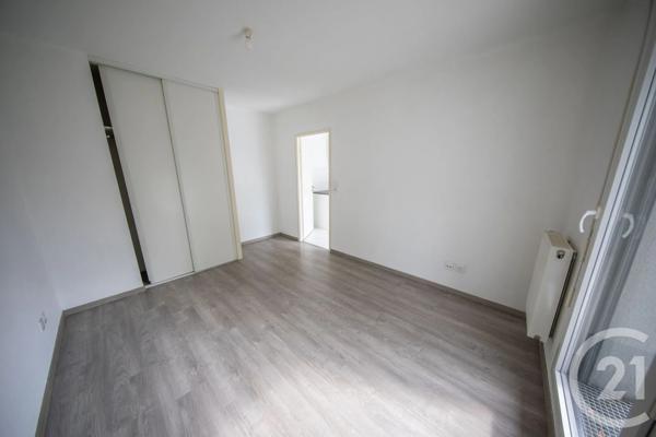 Appartement à vendre  3 pièces - 56,30 m 2   PAREMPUYRE  - 33