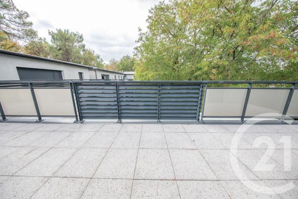 Appartement à vendre  3 pièces - 56,30 m 2   PAREMPUYRE  - 33