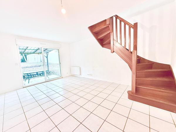 Jolie petite maison proche des commodités