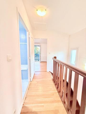 Jolie petite maison proche des commodités