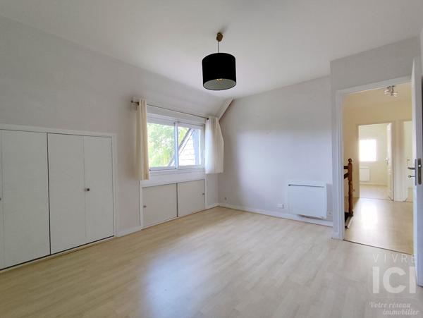 À VENDRE MAISON 157 M², 5 CHAMBRES, EN IMPASSE, AU CALME ABSOLU.