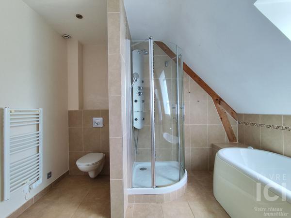 À VENDRE MAISON 157 M², 5 CHAMBRES, EN IMPASSE, AU CALME ABSOLU.
