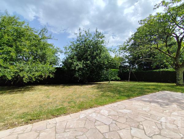 À VENDRE MAISON 157 M², 5 CHAMBRES, EN IMPASSE, AU CALME ABSOLU.