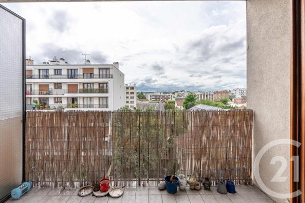 Appartement T3 à vendre  3 pièces - 64,56 m2 ST MAUR DES FOSSES - 94