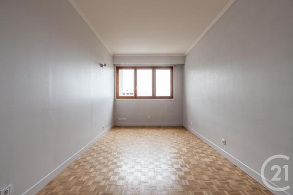 Appartement T3 à vendre  3 pièces - 64,56 m2 ST MAUR DES FOSSES - 94