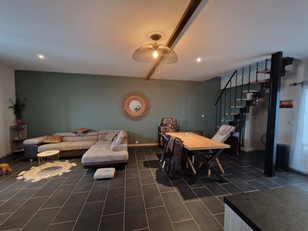 Maison  3 pièce(s)  1 chambre(s)  88.6 m²