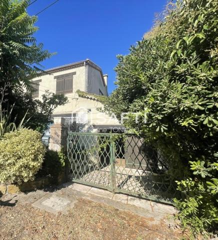 Villa dans quartier prisé à proximité de la mer