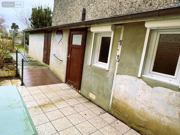 Maison à vendre à Beaumont-sur-Sarthe dans la Sarthe (72170), ref : 72126-3125