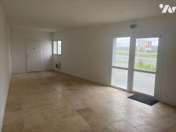 LOCAL COMMERCIAL DE 95 M² - NATIONALE 10